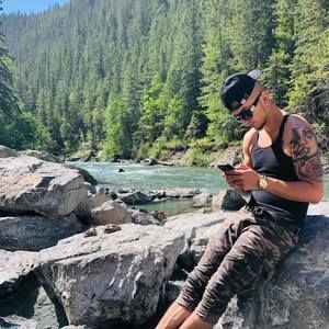 Meet your Posher, Francesco